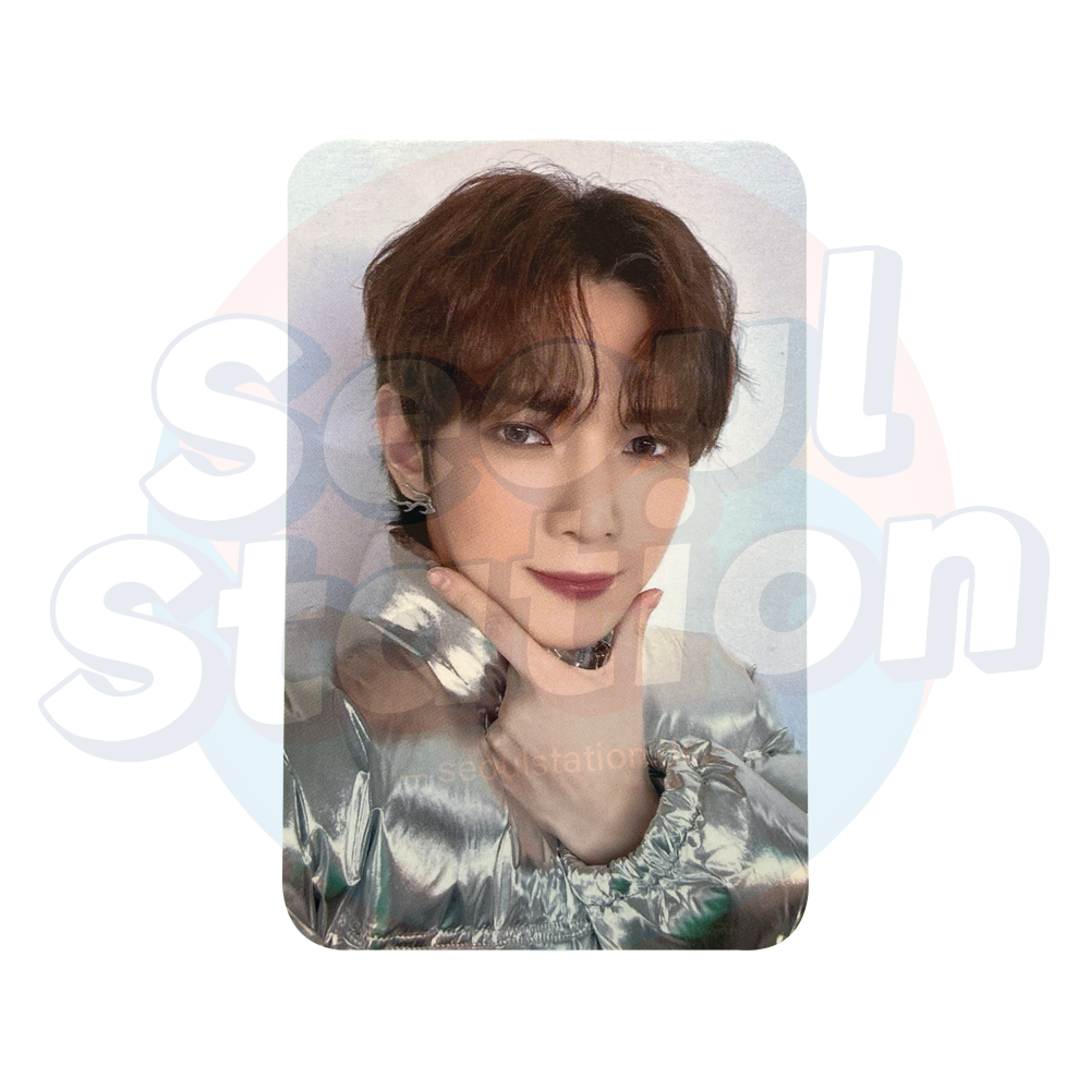 ATEEZ - THE WORLD EP.FIN : WILL - Soundwave 3rd Round Lucky Draw Photo Card (White Fit) Yeosang