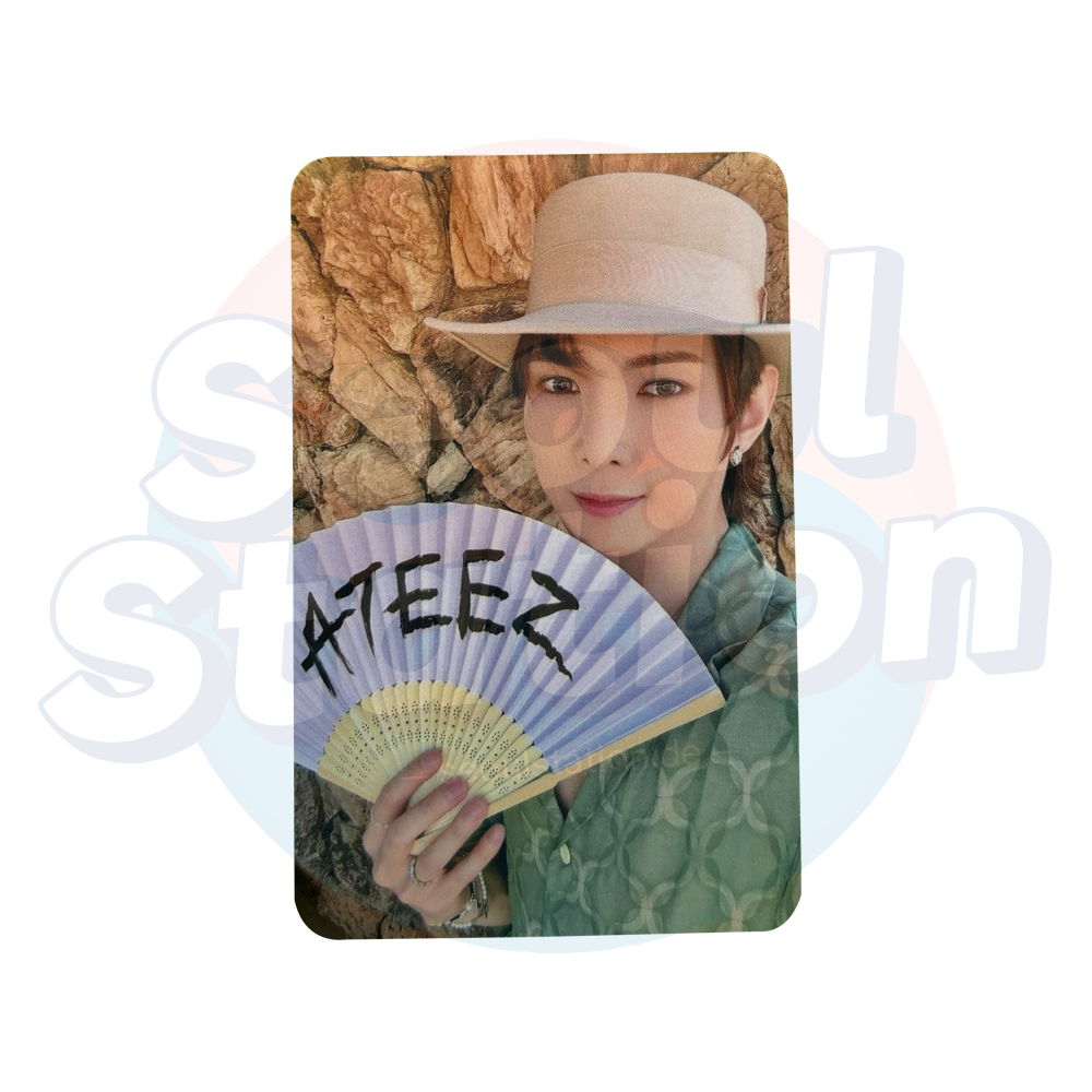 ATEEZ - GOLDEN HOUR Part.1 - Soundwave Lucky Draw Photo Card (Golden Letters) Yeosang