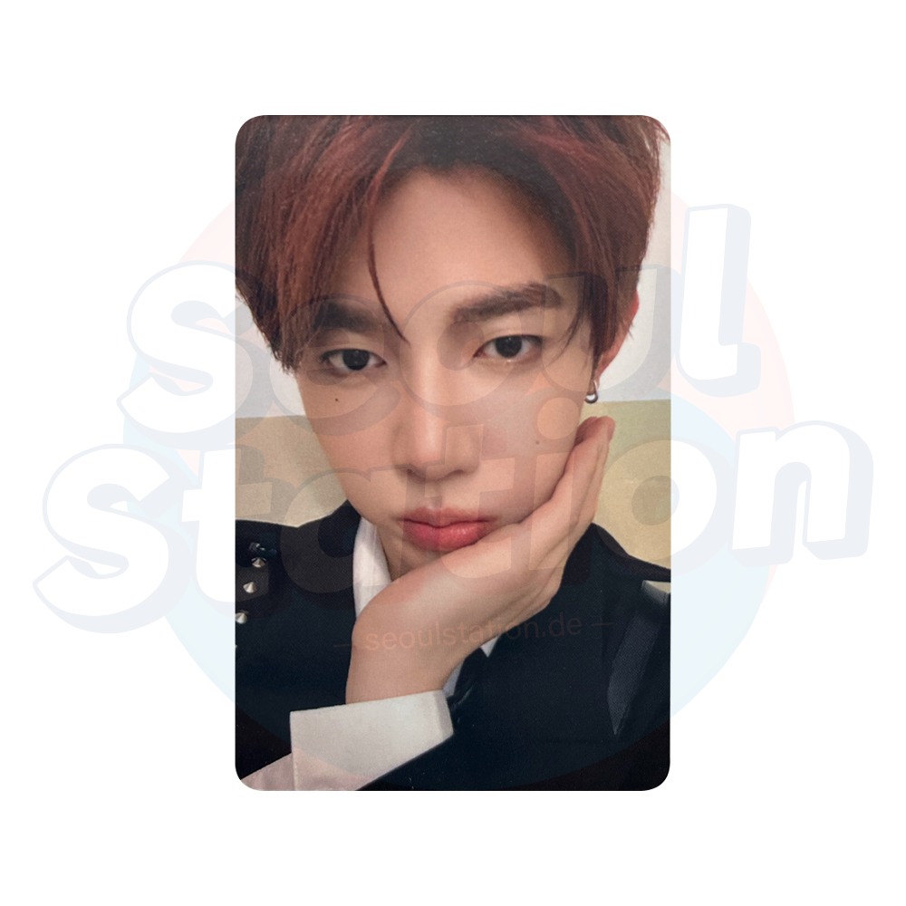 ZEROBASEONE - 2026 Season's Greetings '(0_1) WORLD' - APPLE MUSIC Photocard zhang hao