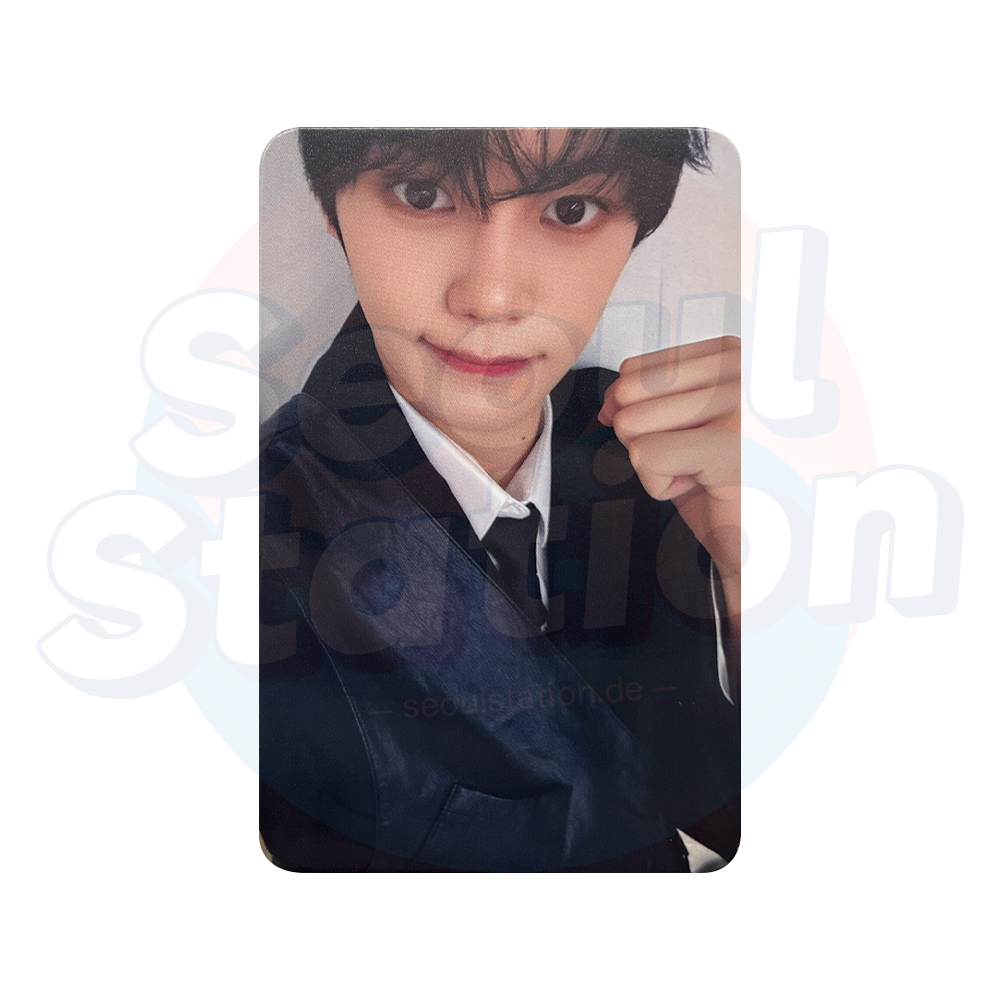 ZEROBASEONE - 2026 Season's Greetings '(0_1) WORLD' - ALADIN Photocard gyuvin