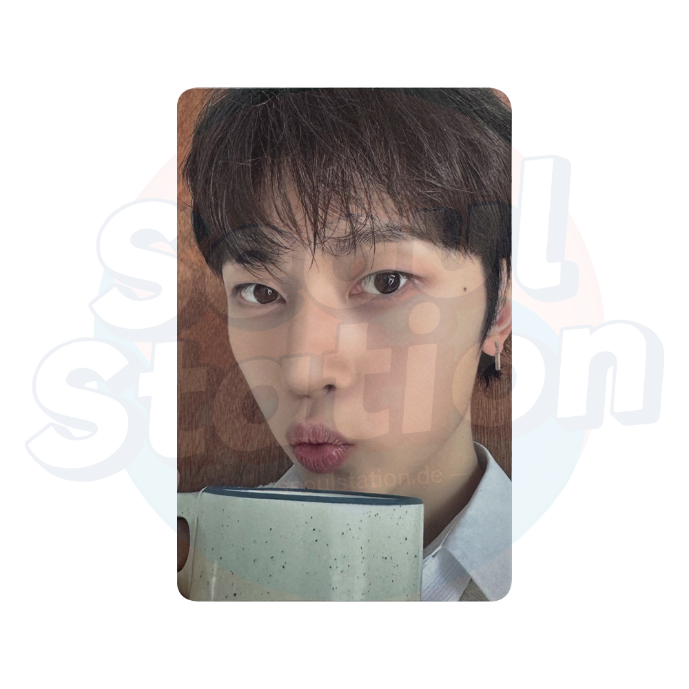 ZEROBASEONE - 2025 Season's Greetings 'OUR Season' - APPLE MUSIC Photo Card matthew