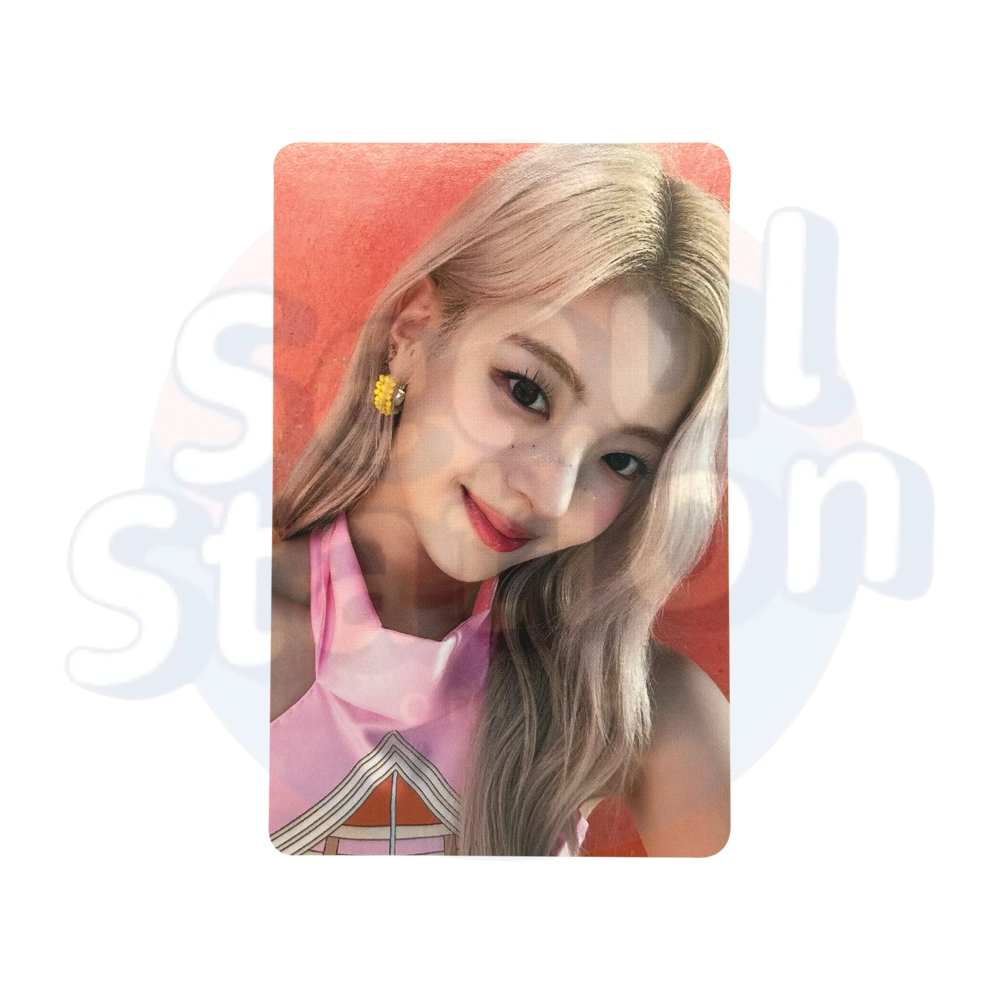 ITZY - 7th Mini Album 'KILL MY DOUBT' - WITHMUU Photocard ITZY - 7th Mini Album 'KILL MY DOUBT' - WITHMUU Photocard