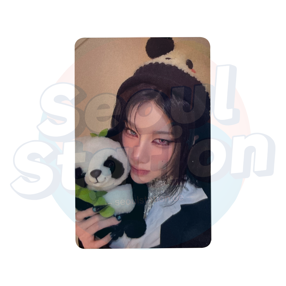 XLOV - 2nd Mini Album 'I, GOD' - APPLE MUSIC POB Photocard - PANDA PLUSH Ver. - RUI