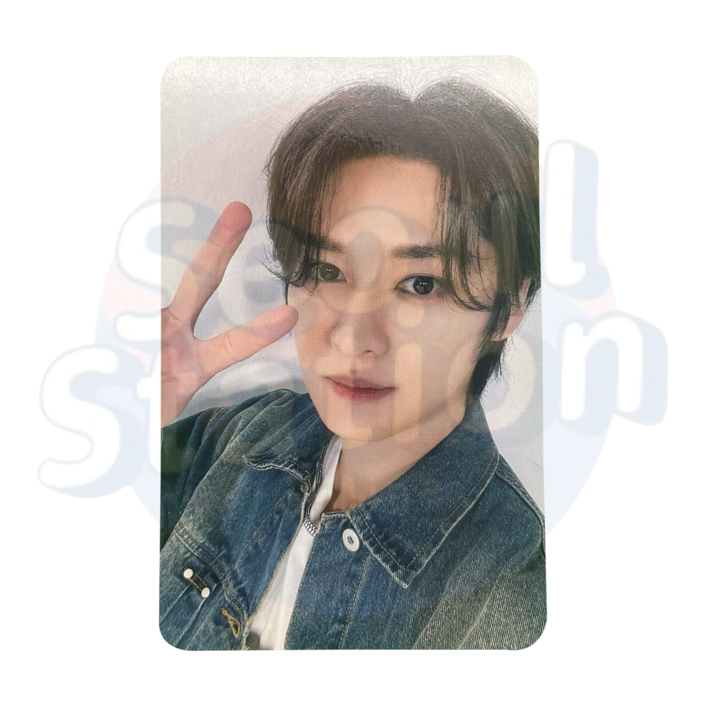 Stray Kids - The 3rd Album '5-STAR' - Soundwave 2nd Lucky Draw Event (Denim Ver.) Lee Know