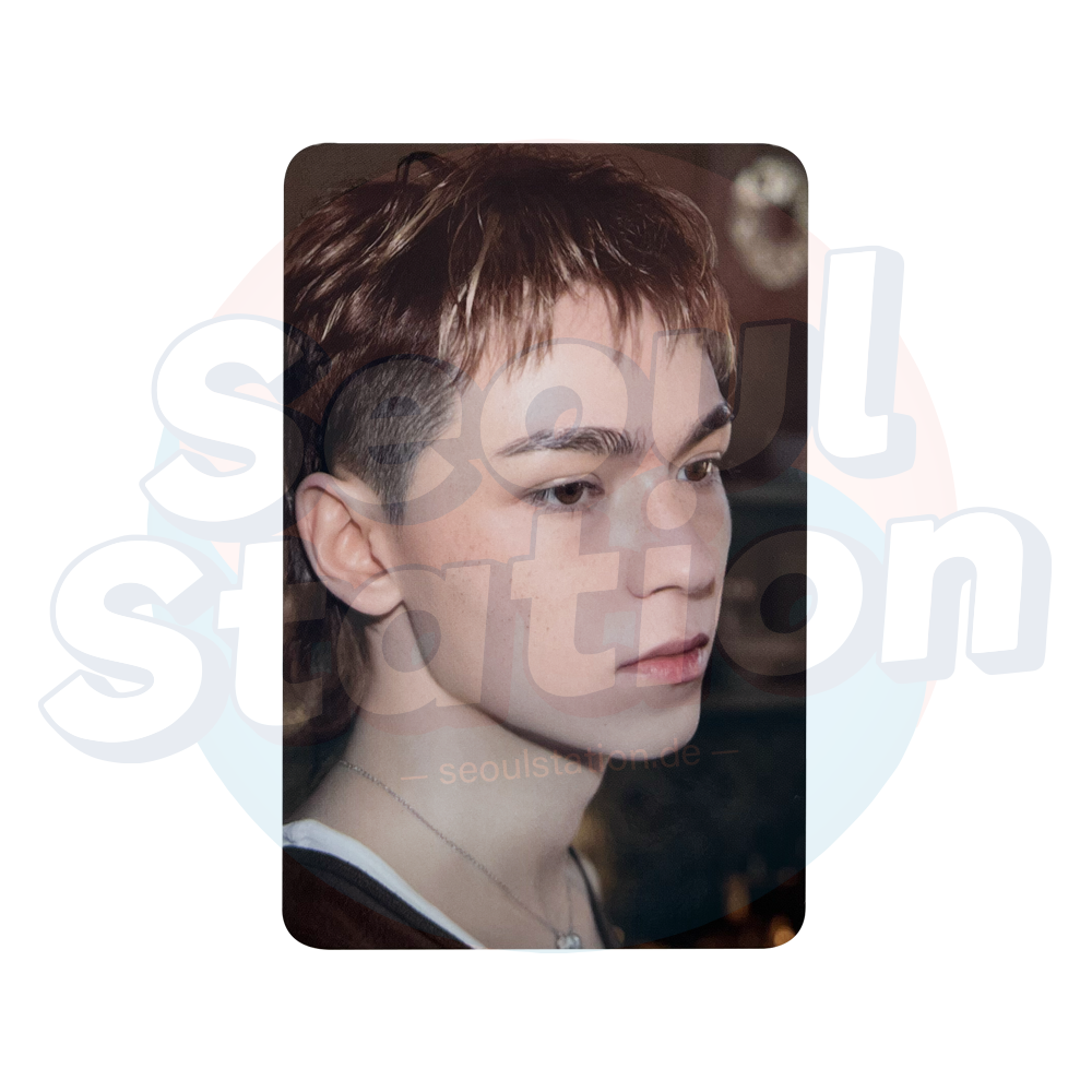 VERNON &amp; THE8 (SEVENTEEN) - 1st Mini Album 'V8' - SOUNDWAVE POB Compact Ver. Photocard seoulstation.de