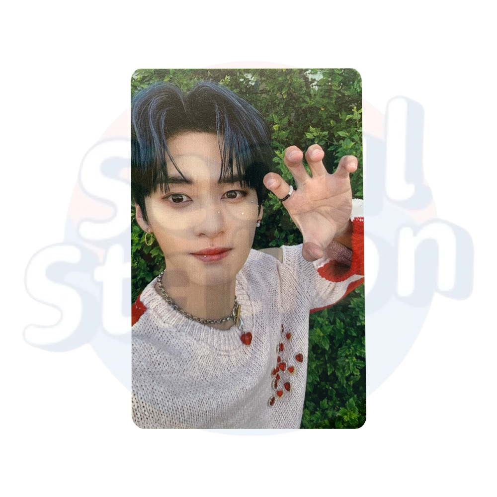 Stray Kids - MAXIDENT - Yes24 Photo Card lee know