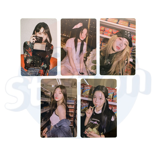 LE SSERAFIM - ANTIFRAGILE - WEVERSE Photo Card (White back) - Store Ver.