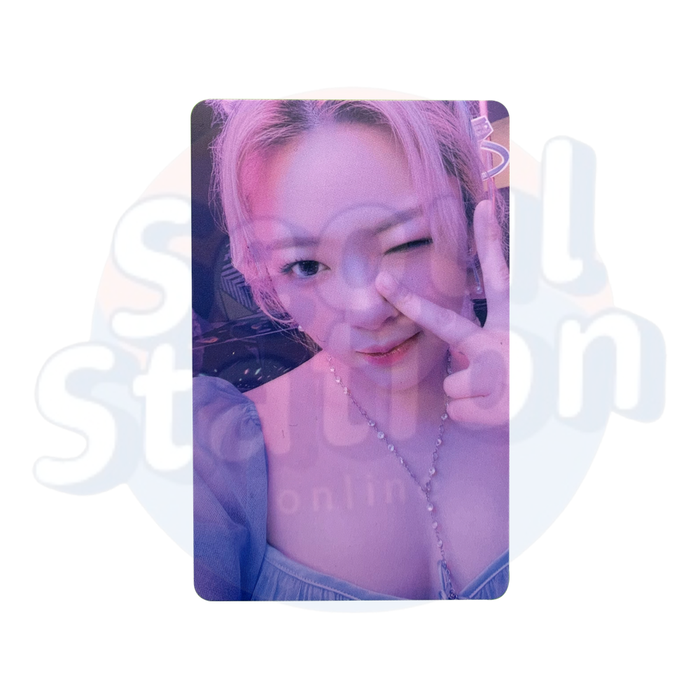 TWICE - BETWEEN 1&2 - Soundwave Lucky Draw Photo Card - Ver. A (Pink back) Jeongyeon