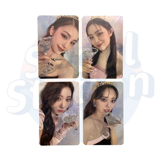 ITZY - CHECKMATE - Photo Card - Crystal Glass Ver. (white back)