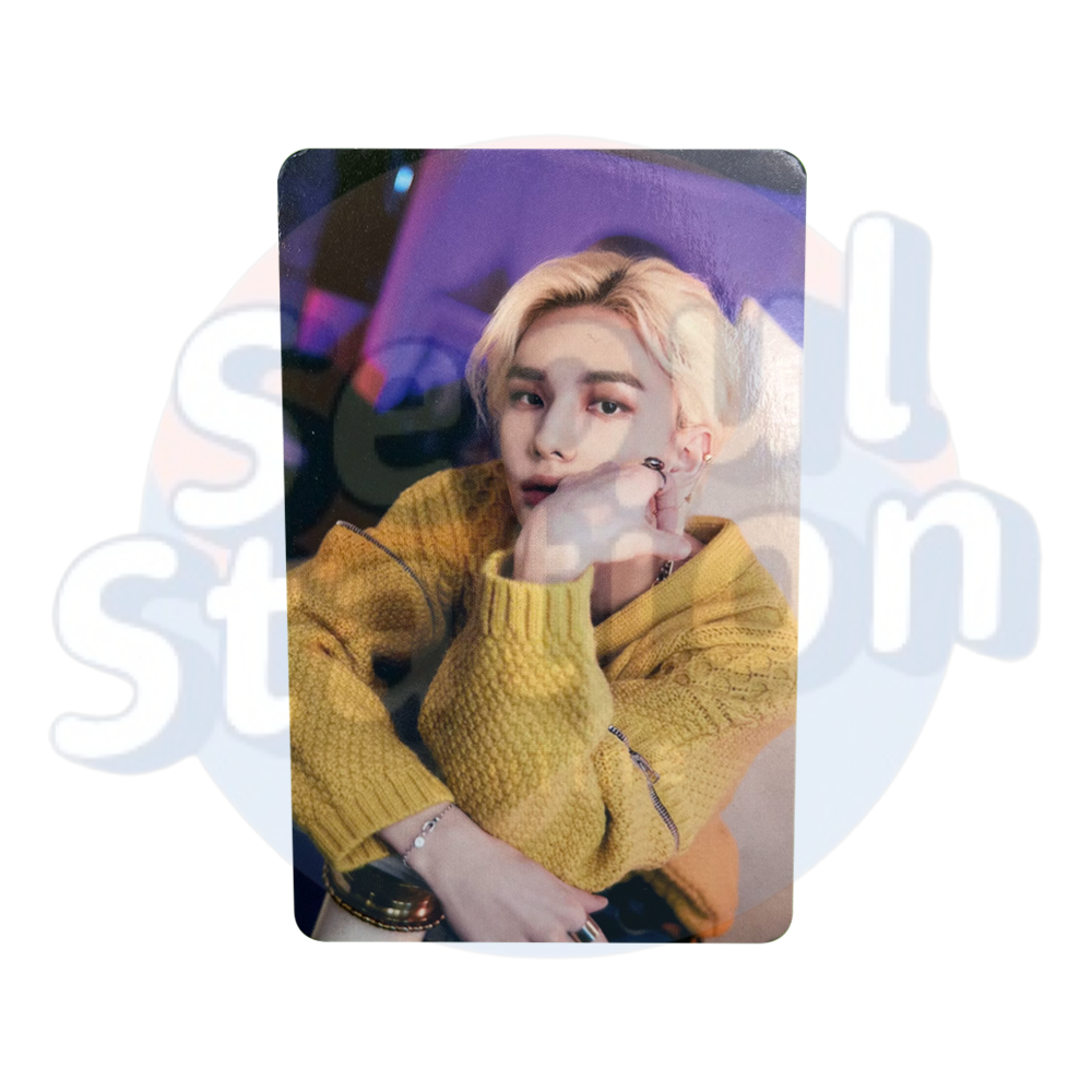 Stray Kids X SKZOO - Hyunjin - THE VICTORY Photo Cards