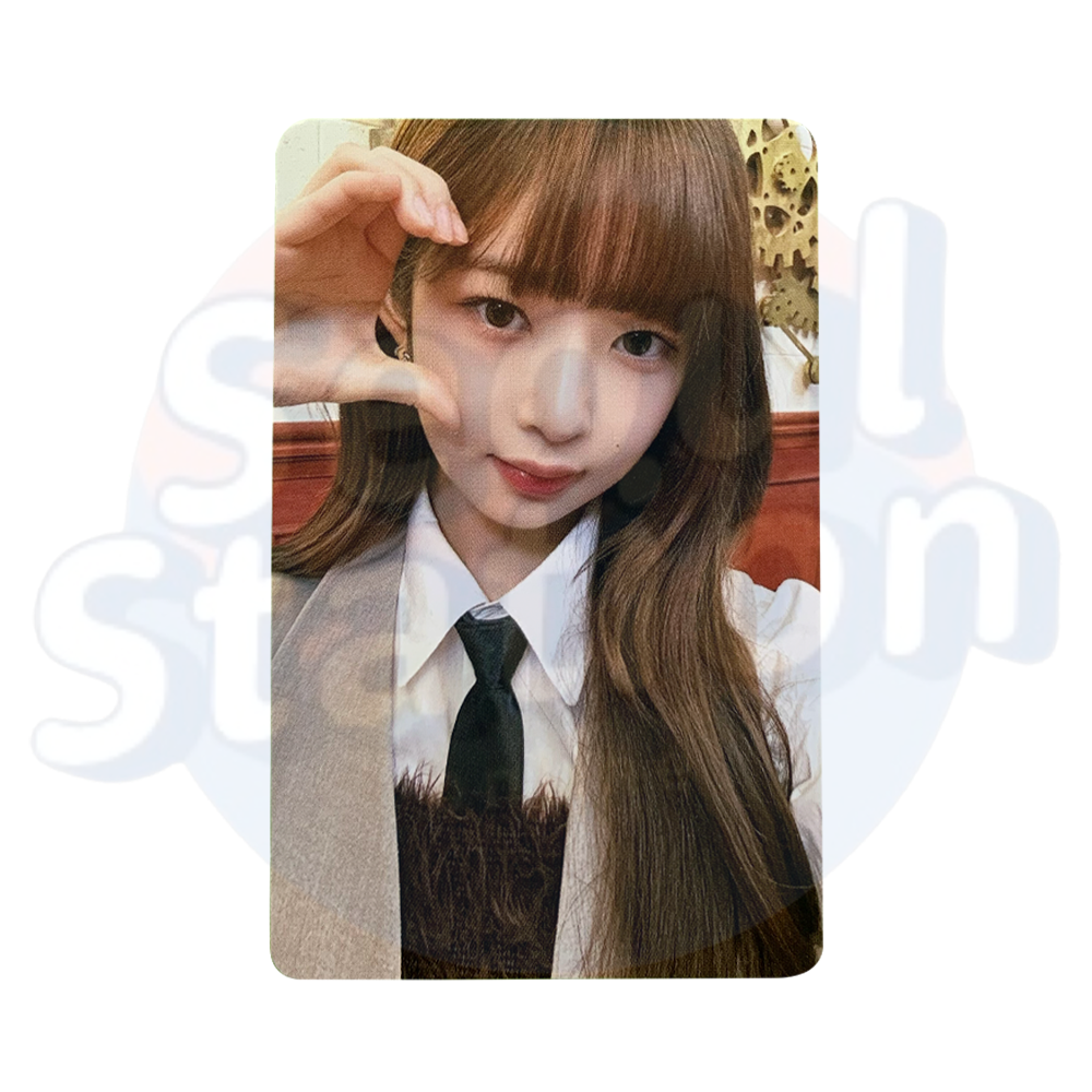 IVE - The Prom Queens (The First Fan Concert) - Official Trading Photo Card - SET 4 (Cheek Heart) rei