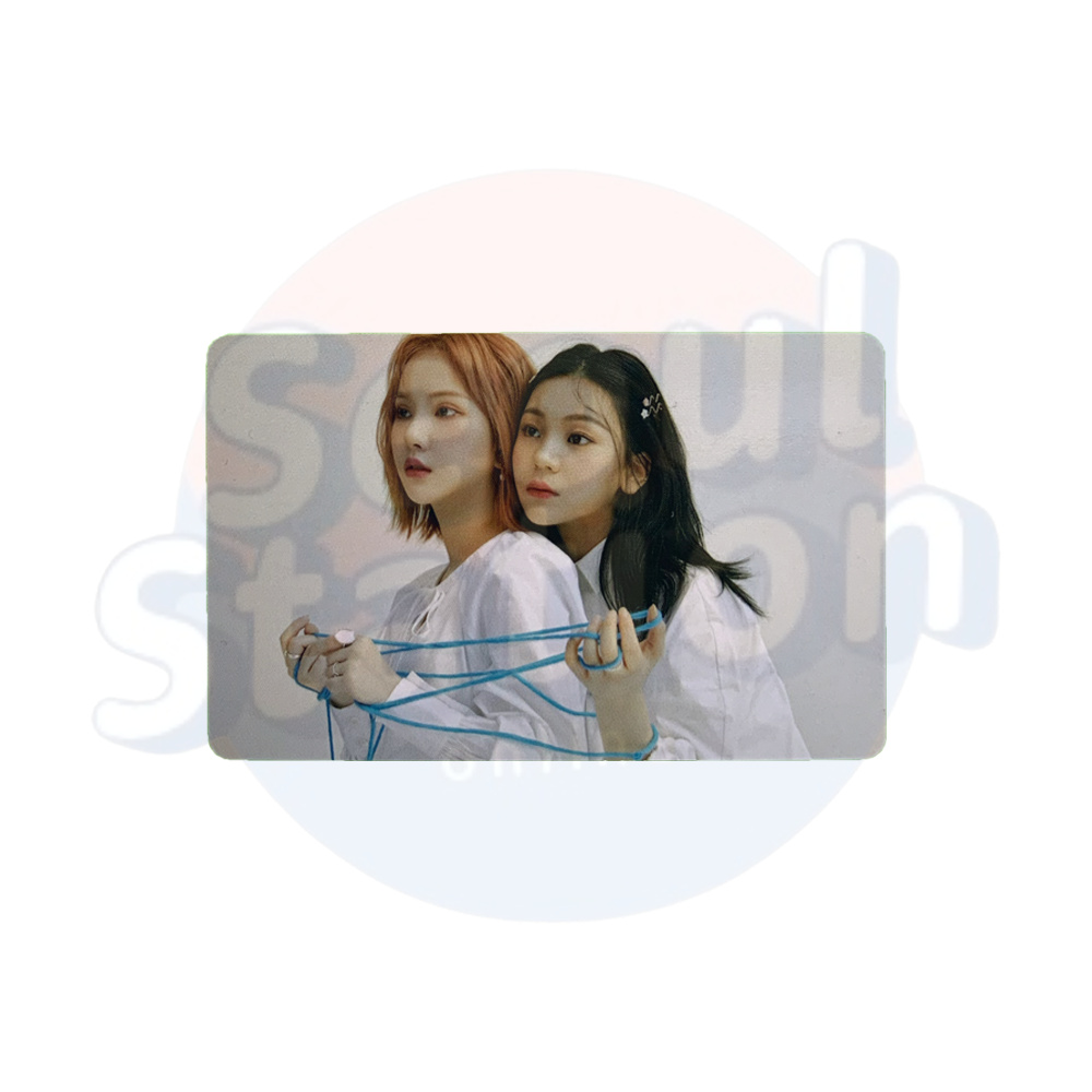 GFRIEND - LABYRINTH - Synnara Photo Card - Twisted Ver. Unit Eunha Umji 