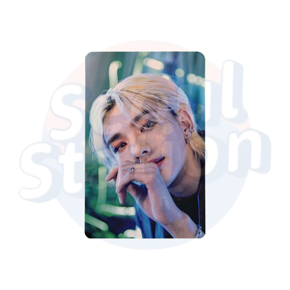 STRAY KIDS - 2nd World Tour 'MANIAC IN SEOUL' Photocard - HYUNJIN