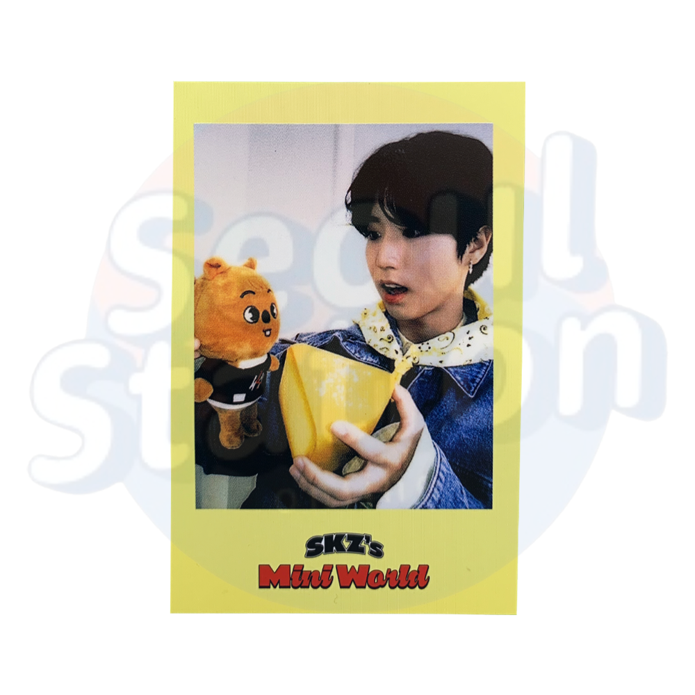 Stray Kids - 2023 Season's Greetings:  SKZ's Mini World - JYP Shop Polaroid Photo Card (yellow frame) han