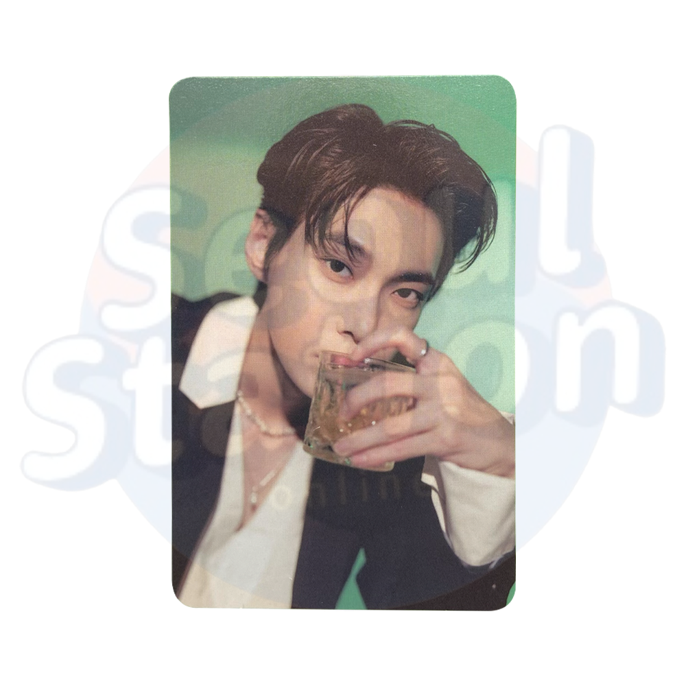 NCT 127 - 2023 Season's Greetings - Apple Music Photo Card doyoung