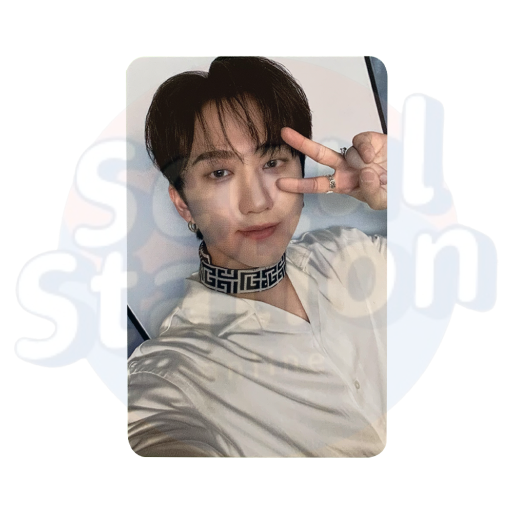 Stray Kids - The Second Photobook: STAY IN STAY in Jeju - JYP Shop Photo Card changbin peace sign