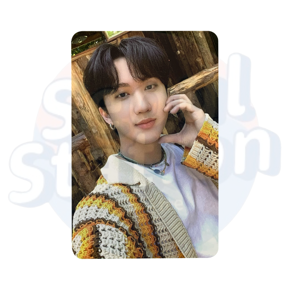 STRAY KIDS The Second Photobook 'STAY IN STAY IN JEJU' JYP SHOP Photocard
