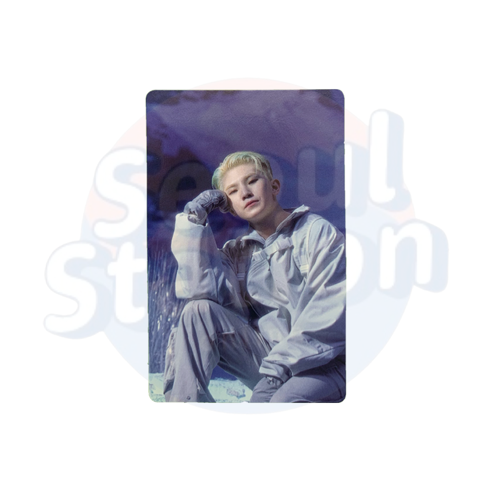 SEVENTEEN - SECTOR 17 - WEVERSE Photo Card (Blue Back) Woozi