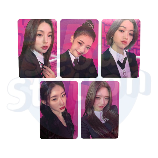 ITZY - CHESHIRE - Soundwave Holo Photo Card