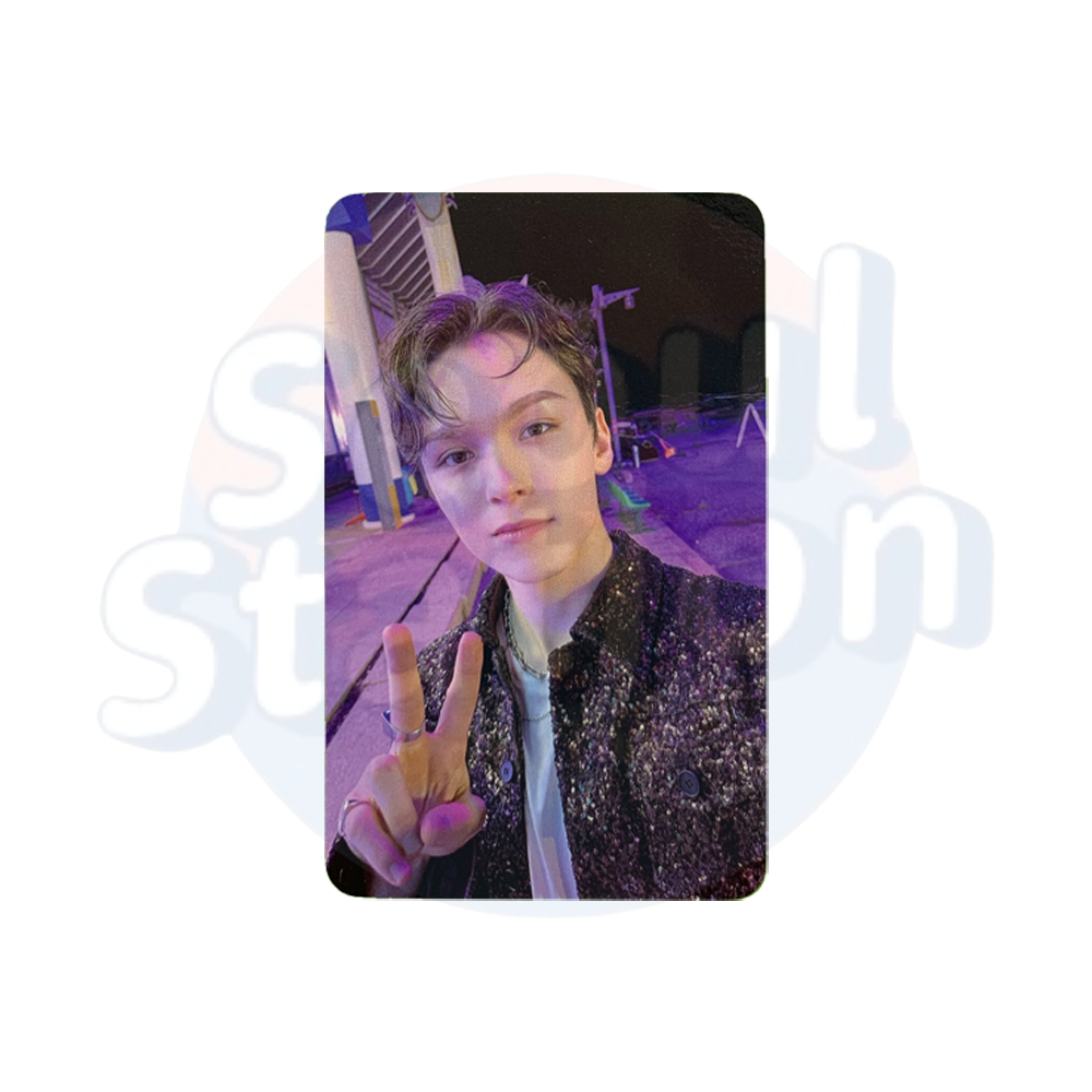 SEVENTEEN - SECTOR 17 - WEVERSE Photo Card (Yellow Back) Vernon