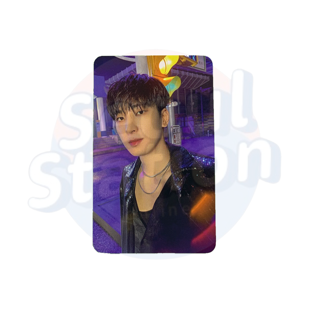 SEVENTEEN - SECTOR 17 - WEVERSE Photo Card (Yellow Back) Wonwoo