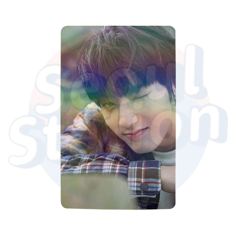 TREASURE - 2022 Welcoming Collection: Winter Camp In Everland  - WEVERSE Holo Photo Card haruto
