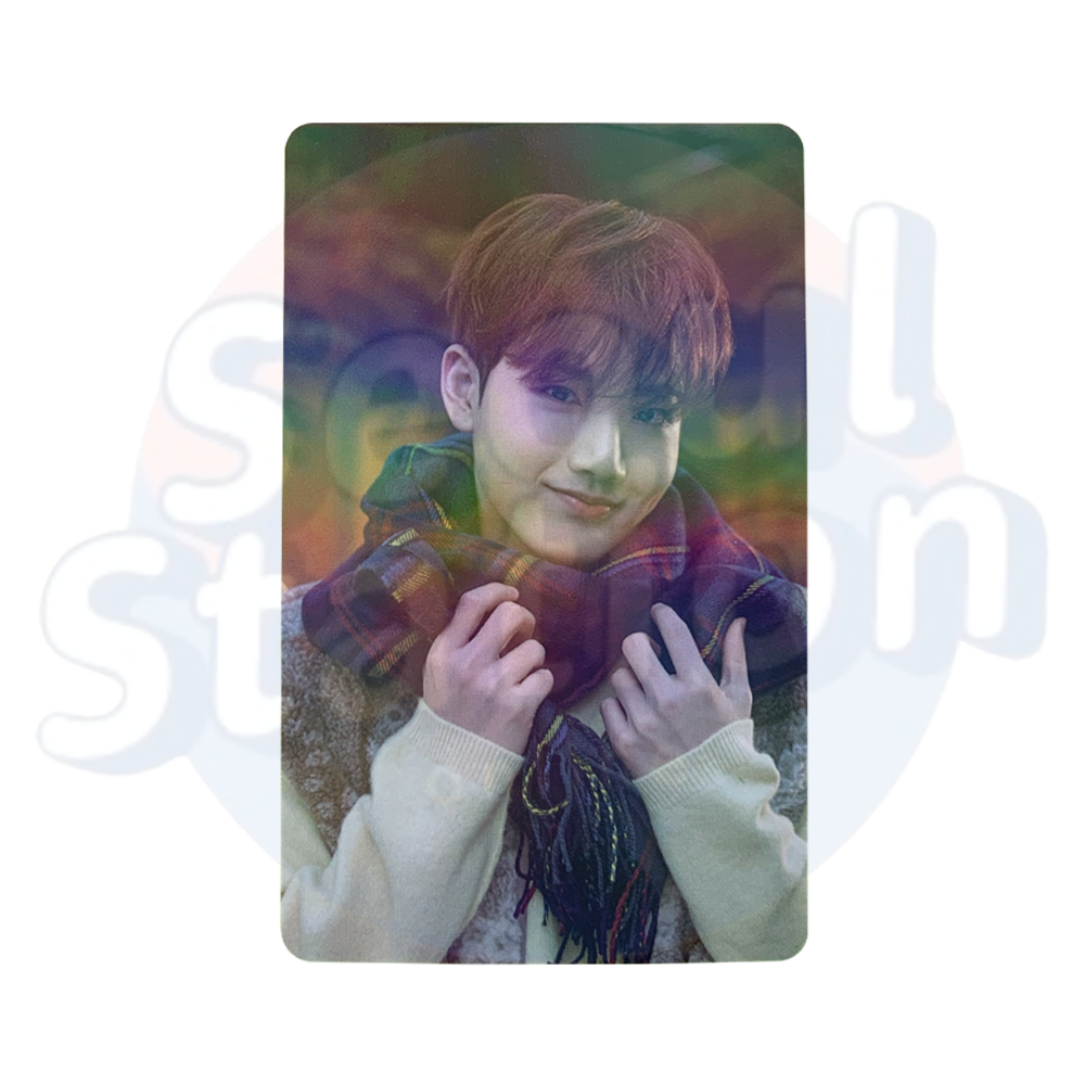 TREASURE - 2022 Welcoming Collection: Winter Camp In Everland  - WEVERSE Holo Photo Card junkyun