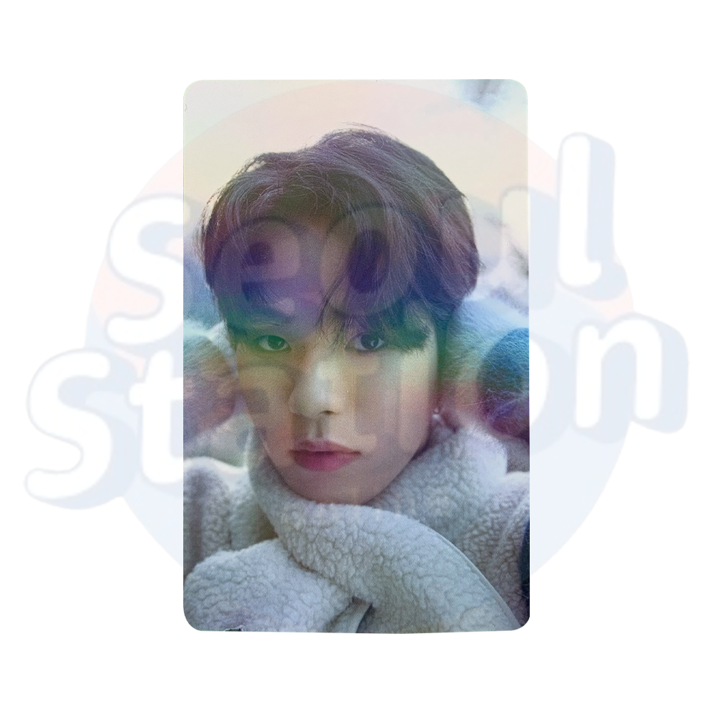 TREASURE - 2022 Welcoming Collection: Winter Camp In Everland  - WEVERSE Holo Photo Card jaehyuk