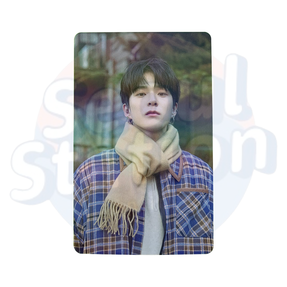 TREASURE - 2022 Welcoming Collection: Winter Camp In Everland  - WEVERSE Holo Photo Card asahi