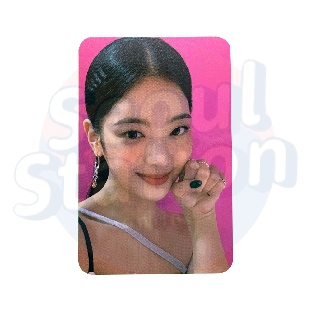 ITZY - CHESHIRE - YES24 Photo Card lia