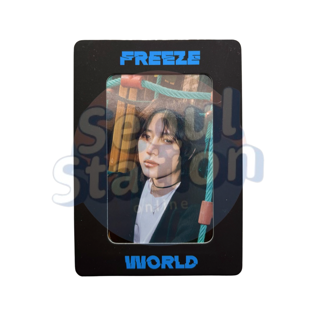 TXT - The Chaos Chapter: Freeze WEVERSE Photo Card with Random Magnet Case Beomgyu