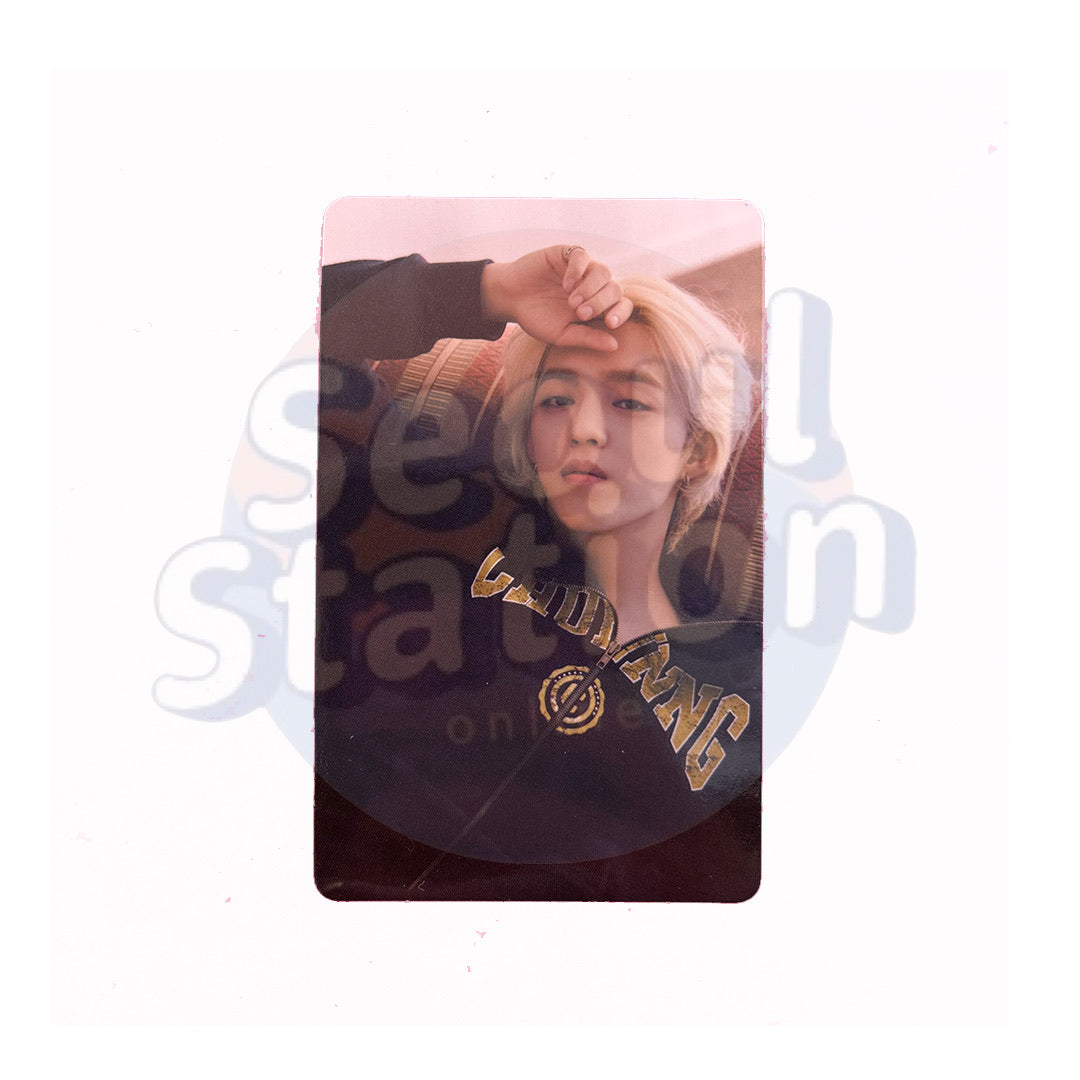 SEVENTEEN - Attacca - WEVERSE Photo Card with Random PVC Case S.Coups