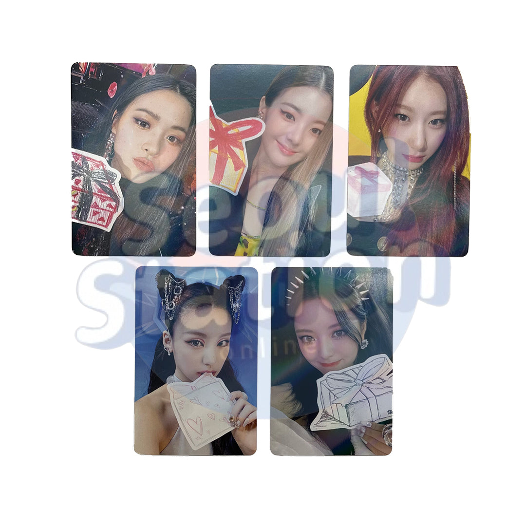 ITZY - Crazy In Love - Withdrama 'Present' Photo Card